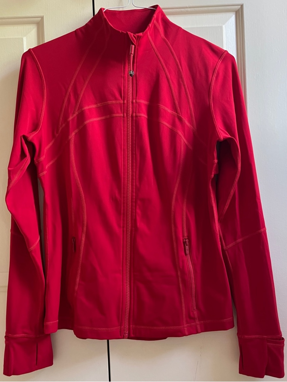 🍒LULULEMON sz 12 DEFINE Jacket TRUE RED *NULU ~ VVHTF COLOR & SIZE!!